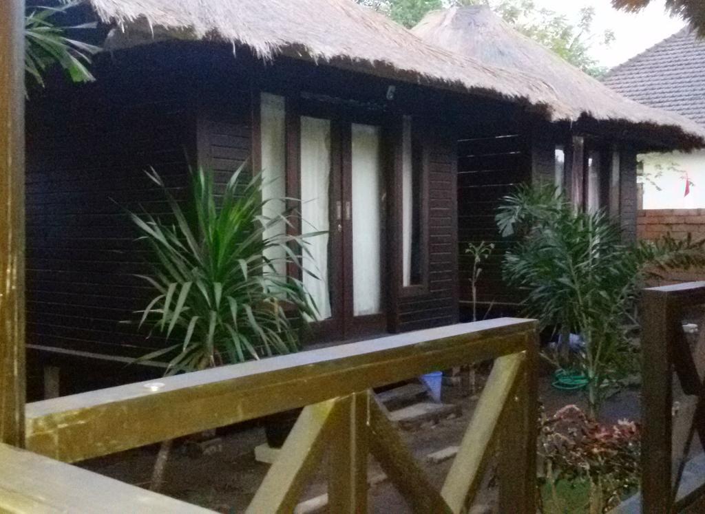 Mosaix Gili Bungalows Gili Trawangan Oda fotoğraf